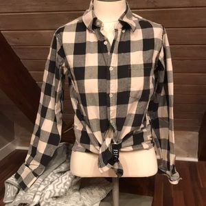 Black and cream checkered flannel plaid